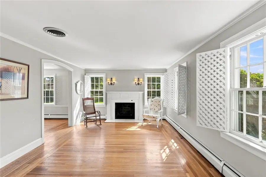 77 Ausdale Road, Cranston, RI 02910 - #3