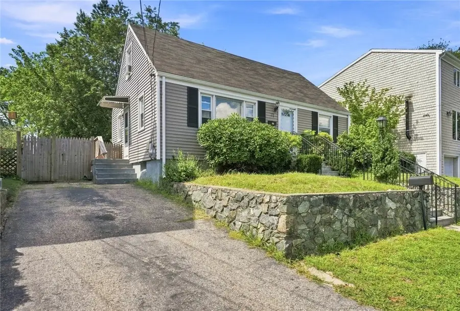 71 Ash Avenue, Cranston, RI 02910 - #2