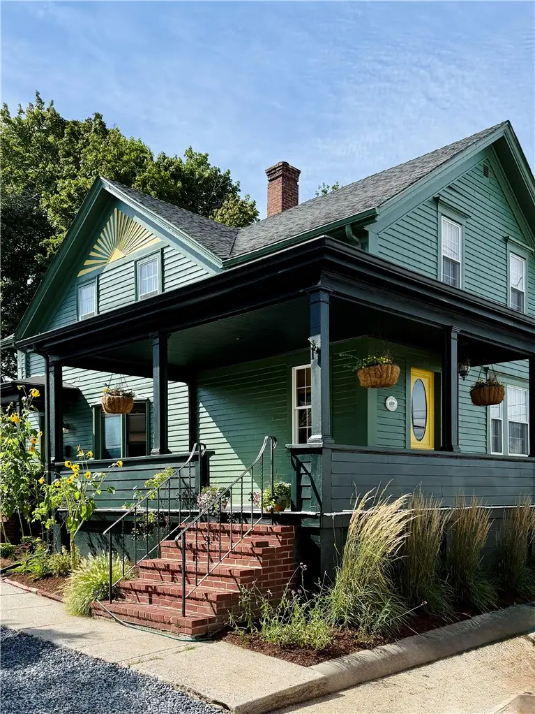 307 Main Street, Warren, RI 02885 - #1