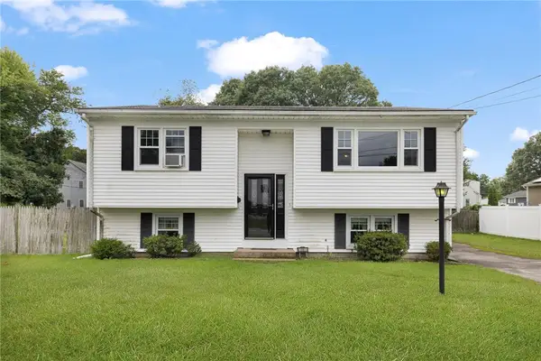 16 Dresden Street, Cranston, RI 02910