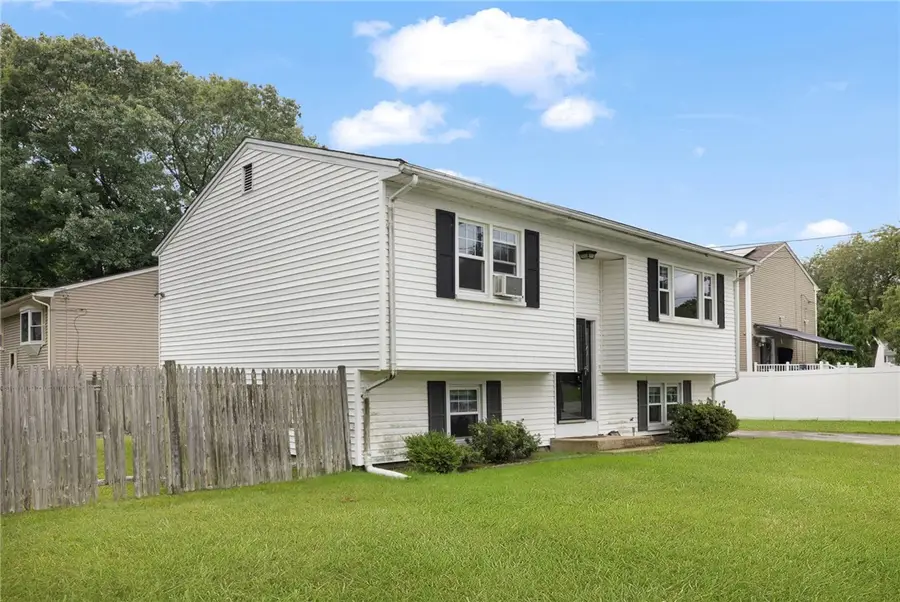 16 Dresden Street, Cranston, RI 02910 - #3