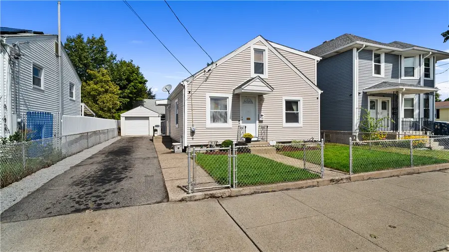 250 Benefit Street, Pawtucket, RI 02861 - #2