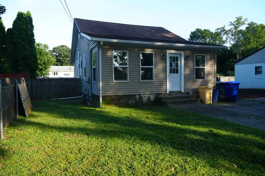 9 Vineland Avenue, East Providence, RI 02916 - #1