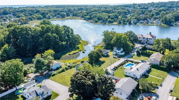 80 Carder Road, Warwick, RI 02889