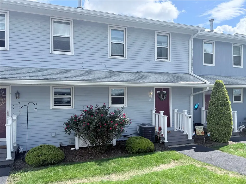 4 Smithfield Road #17, North Providence, RI 02904 - #1
