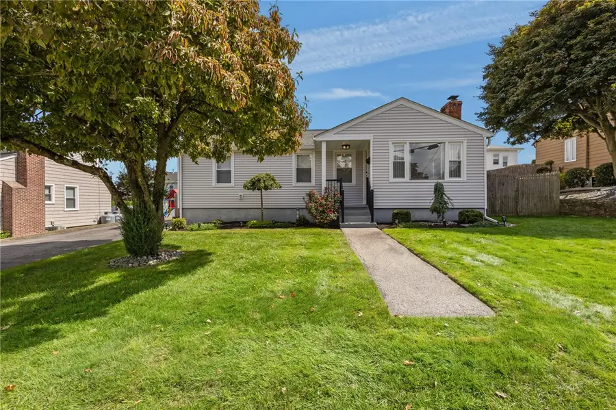 10 Summit Avenue, Johnston, RI 02919 - #2