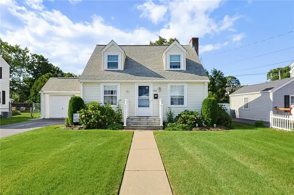 166 Puritan Drive, Warwick, RI 02888