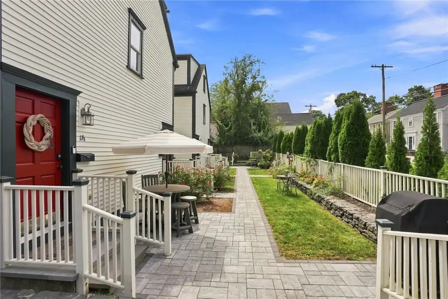 17 Bank Street #B, Warwick, RI 02888 - #2