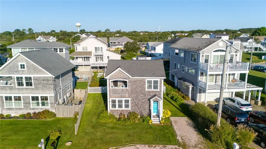 29 Glenwood Avenue, Narragansett, RI 02882 - #2