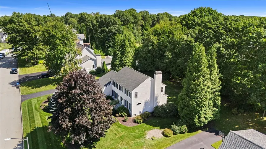 38 Lindsay Lane, Cranston, RI 02921 - #3