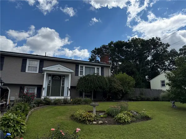 66 Acorn Lane, West Warwick, RI 02893