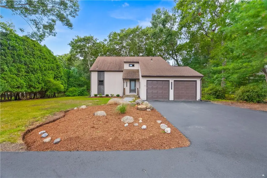 6 Acacia Court, Coventry, RI 02816 - #2