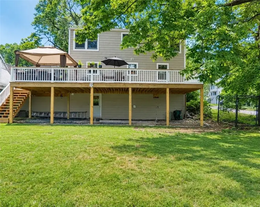 4 Triton Drive, Saunderstown, RI 02874 - #3