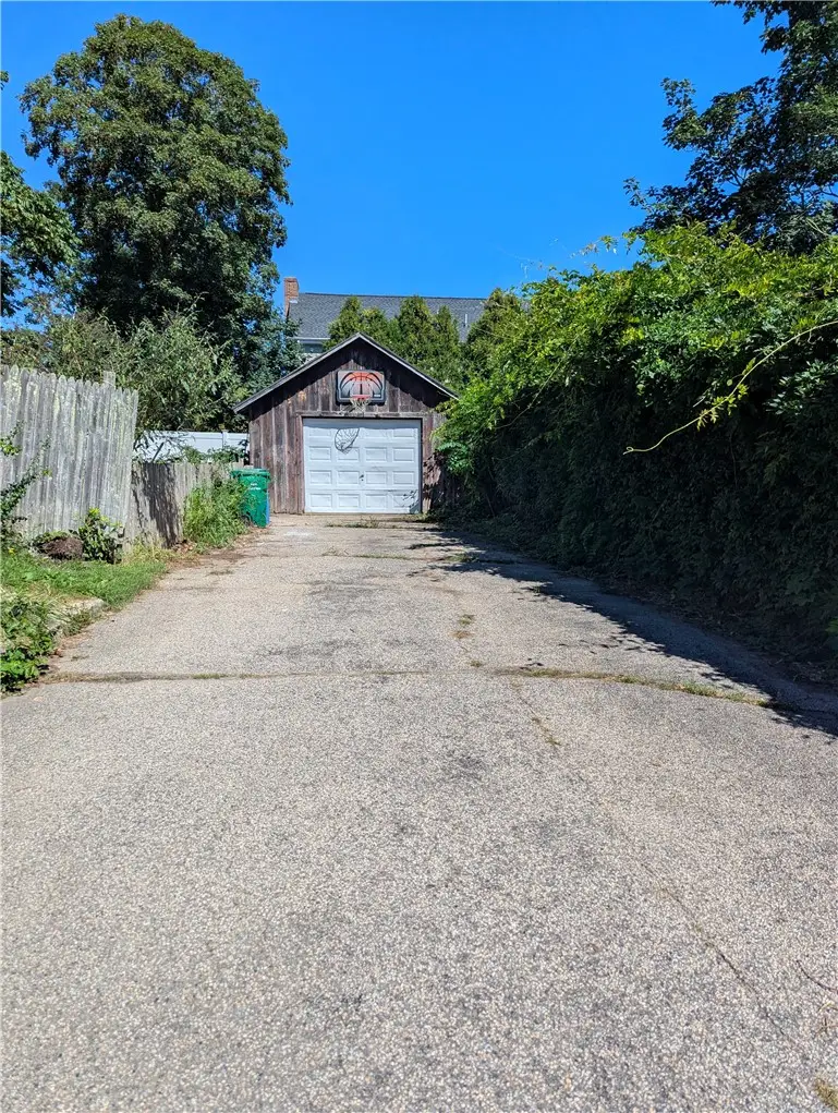 9 Allen Avenue, South Kingstown, RI 02879 - #3
