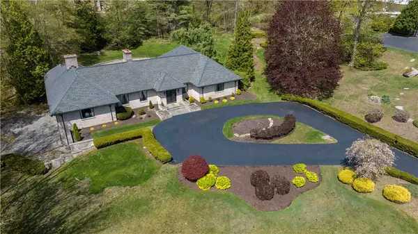 136 White Birch Circle, Scituate, RI 02831