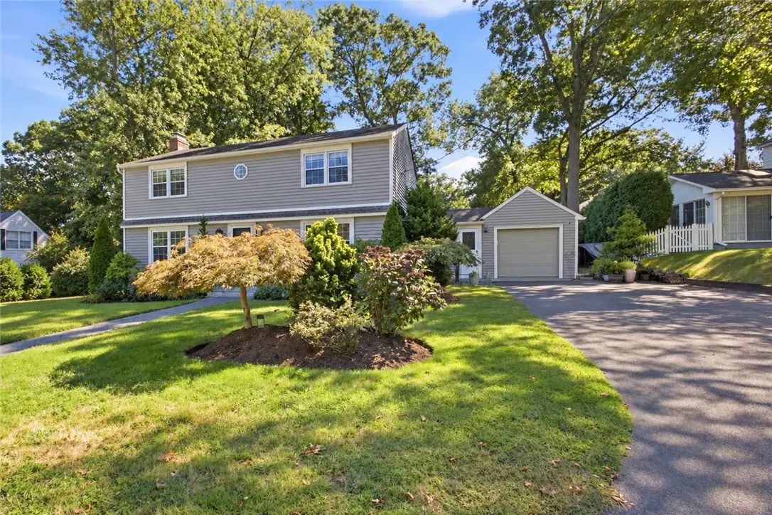 139 Woodstock Lane, Cranston, RI 02920 - #1