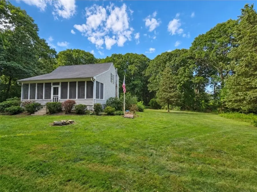 30 Earle Drive, North Kingstown, RI 02852 - #3