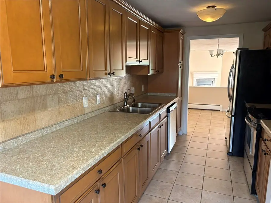60 Saddle Green #B, North Providence, RI 02904 - #2