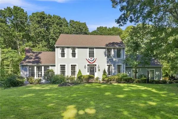 16 Brett Drive, Scituate, RI 02825
