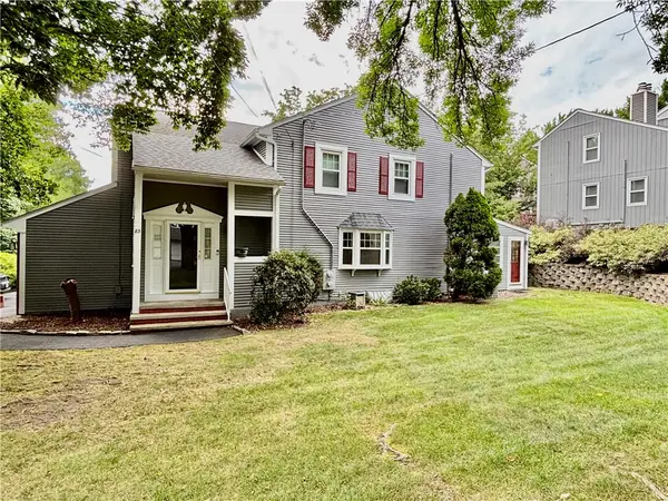 83 Arbor Drive #35A, Providence, RI 02908
