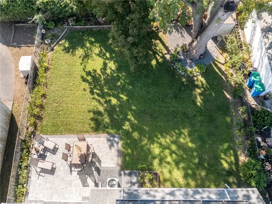 17 Boulevard Avenue, Lincoln, RI 02865 - #2
