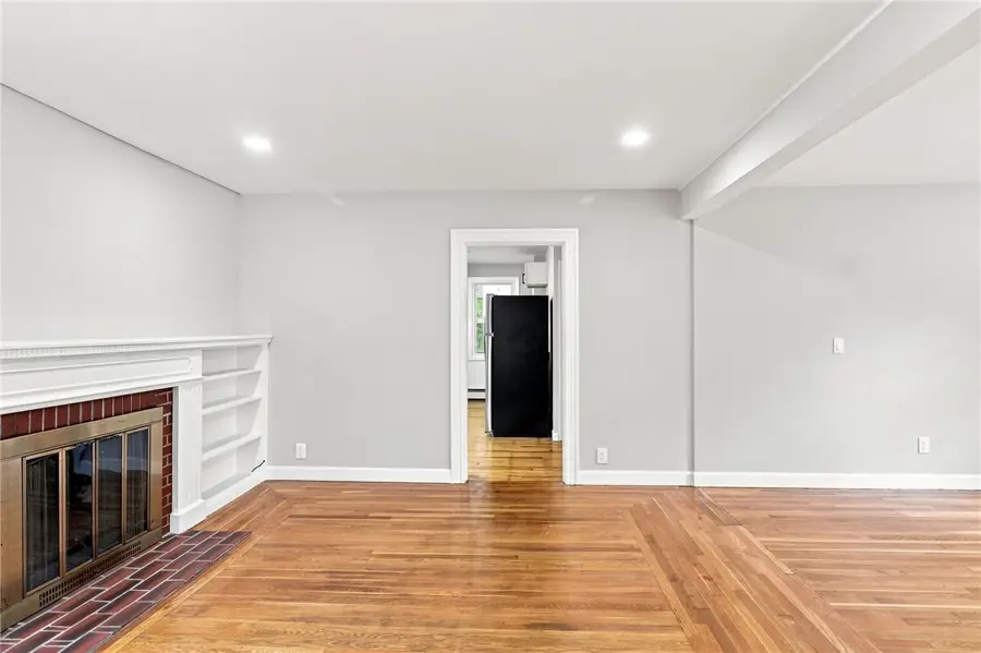 31 Rowan Street, Providence, RI 02908 - #2