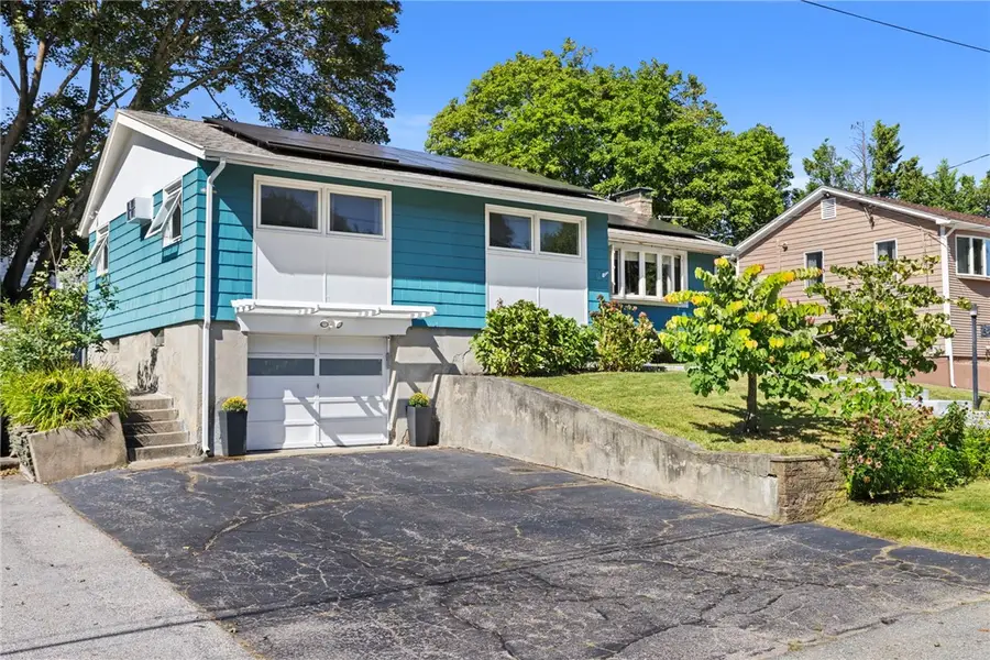 34 Clifden Avenue, Cranston, RI 02905 - #3