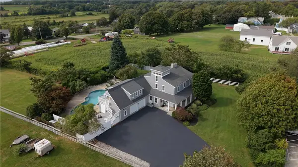 2040 East Main Road, Portsmouth, RI 02871