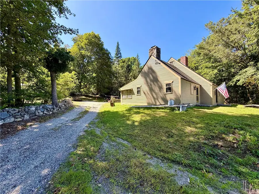 51 Elizabeth Avenue, North Smithfield, RI 02896 - #3