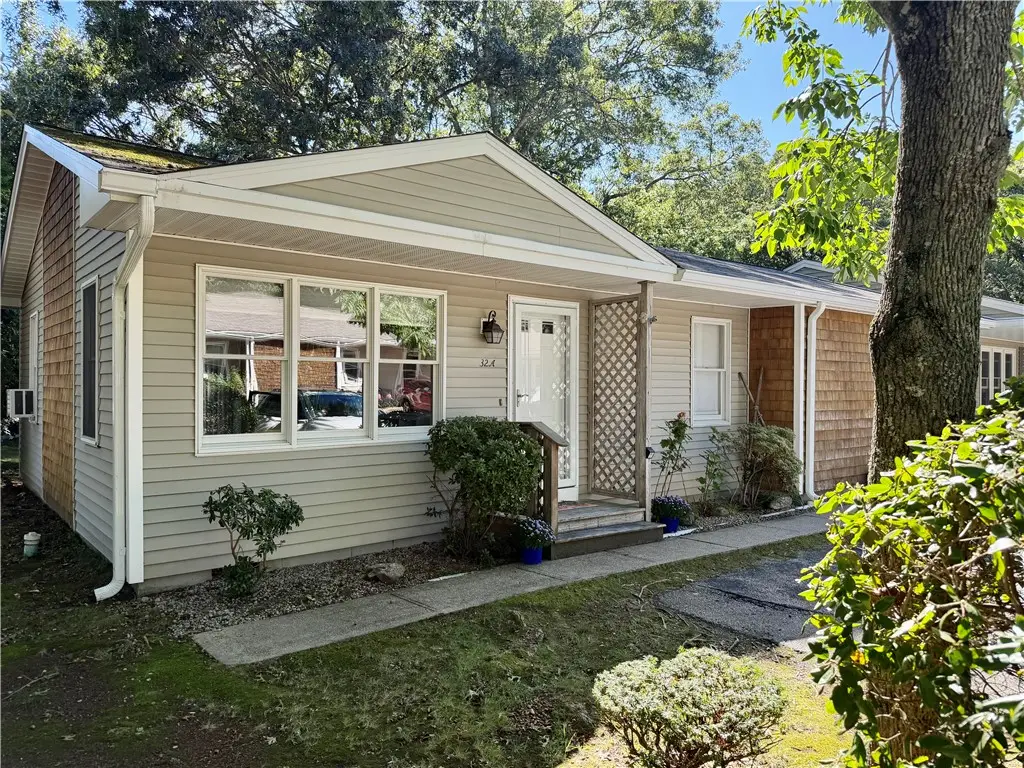 32 W Castle Way #A, Charlestown, RI 02813 - #1