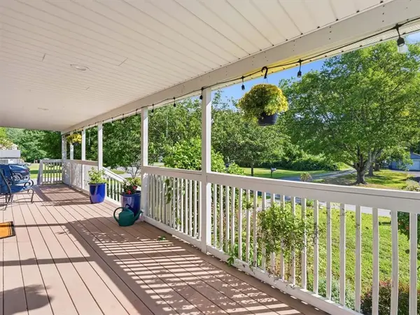 130 Winslow Avenue, Somerset, MA 02726