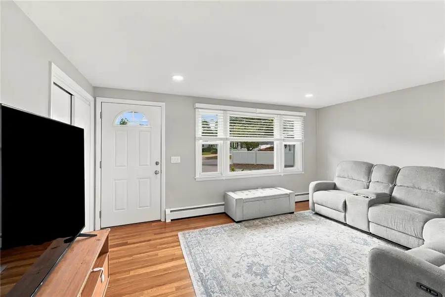 14 Audrey Court, Coventry, RI 02816 - #3
