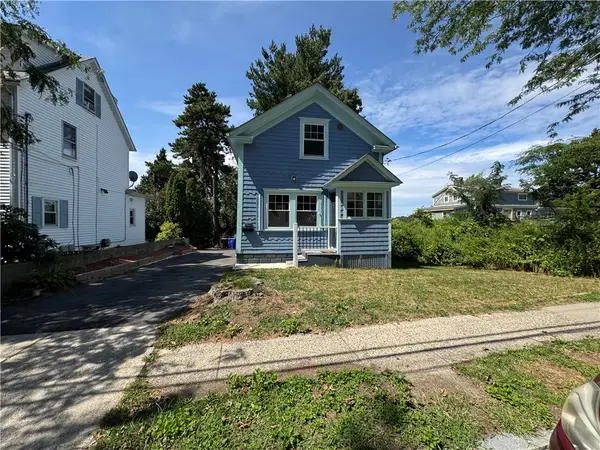 1409 Broadway S, East Providence, RI 02914