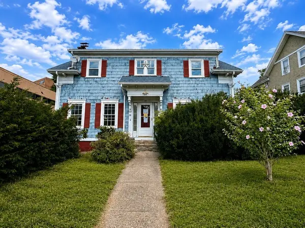39 Illinois Street, Central Falls, RI 02863