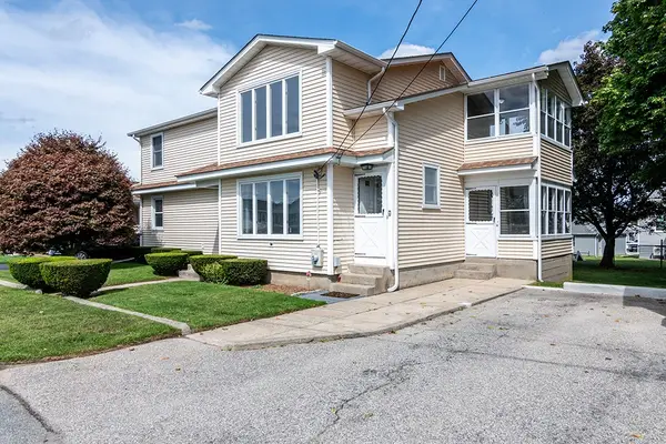14 Gray Street, North Providence, RI 02904