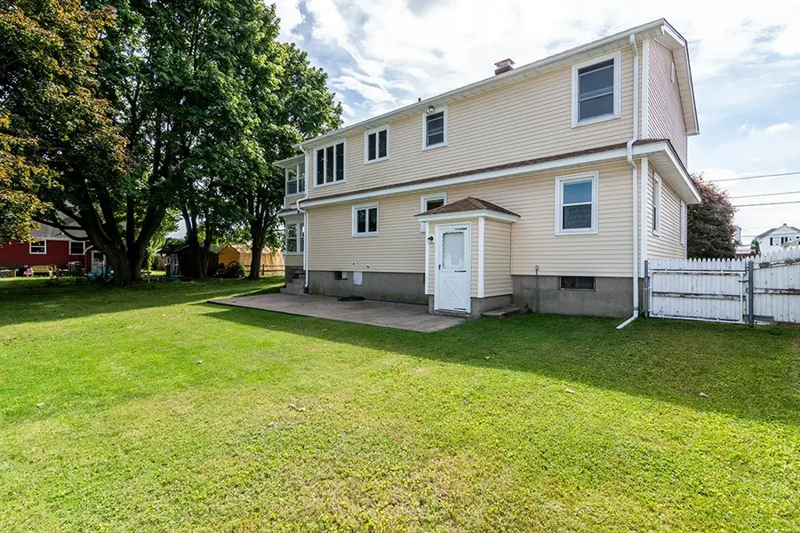 14 Gray Street, North Providence, RI 02904 - #3