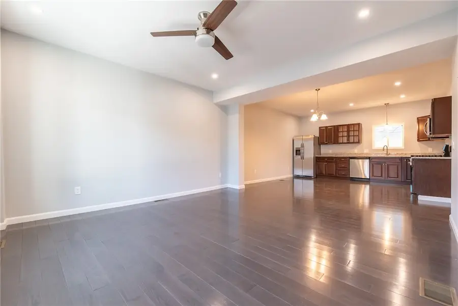 184 Avenue C #-2, Woonsocket, RI 02895 - #3