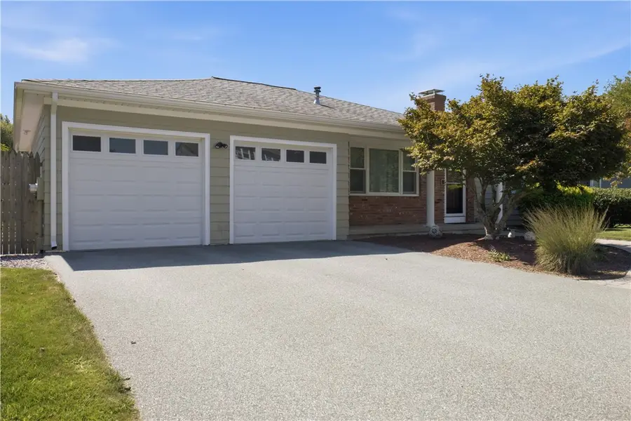 43 Bayview Drive, West Warwick, RI 02893 - #3
