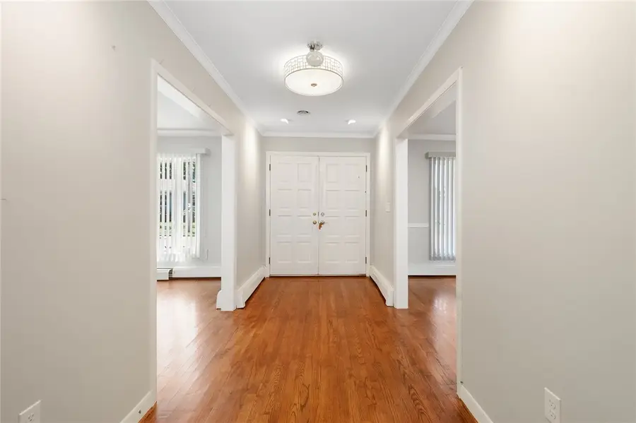 30 Wardlaw Court, Providence, RI 02908 - #3