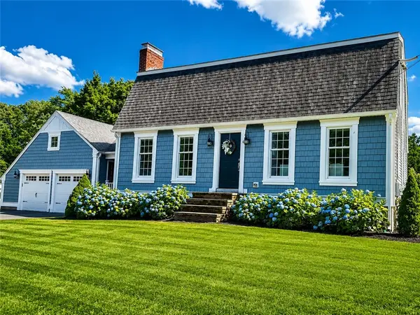 7 Cortland Lane, Smithfield, RI 02828