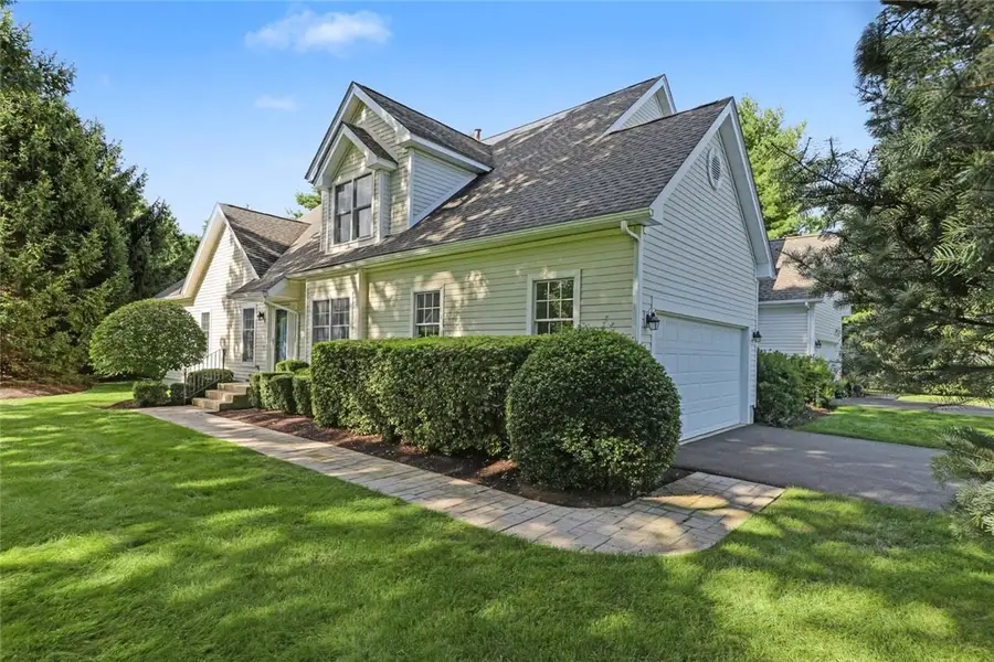 20 Ivy Garden Way, East Greenwich, RI 02818 - #3