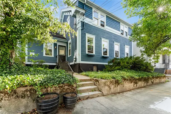 90 Oak Street, Providence, RI 02909