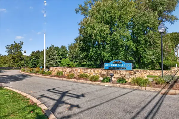 650 East Greenwich Avenue #3/405, West Warwick, RI 02890