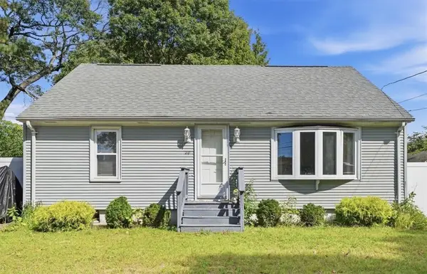 20 Horse Neck Road, Warwick, RI 02889