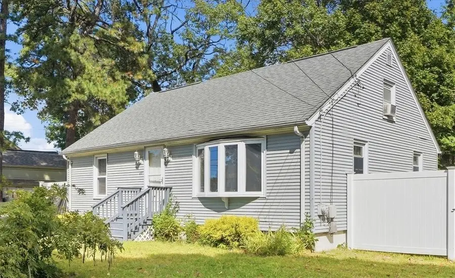 20 Horse Neck Road, Warwick, RI 02889 - #3