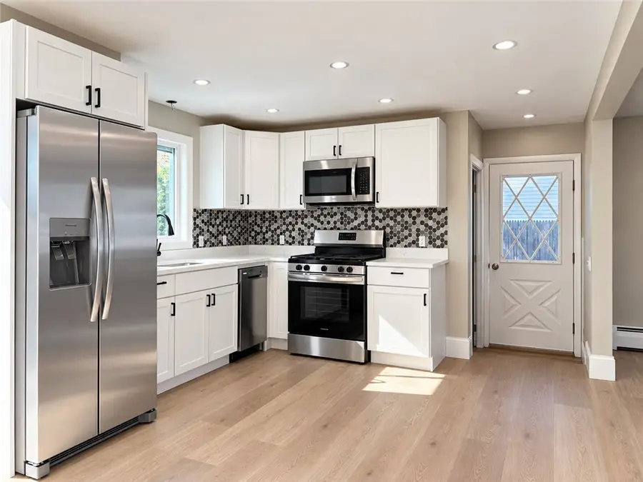 6 Pearce Avenue, Cranston, RI 02920 - #2