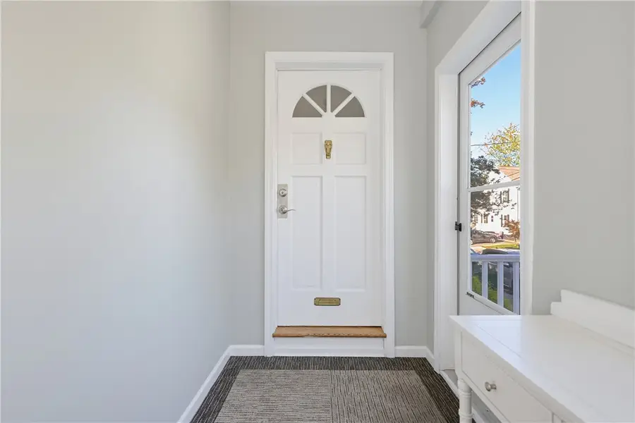 40 Zella Street, Providence, RI 02908 - #3
