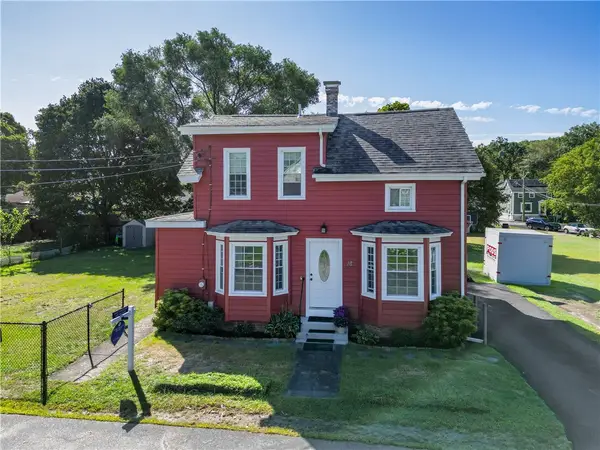 18 Avenue F Avenue, Lincoln, RI 02865
