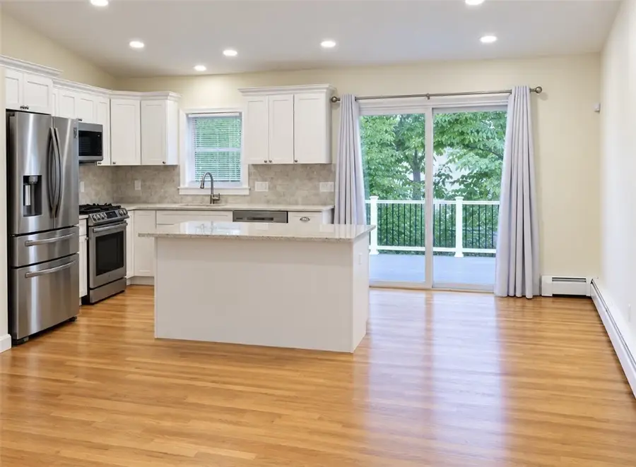221 Hyde Street, Cranston, RI 02920 - #2
