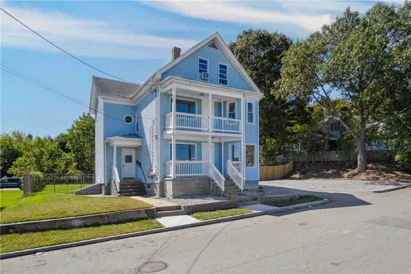 88 Prospect Street, Lincoln, RI 02838